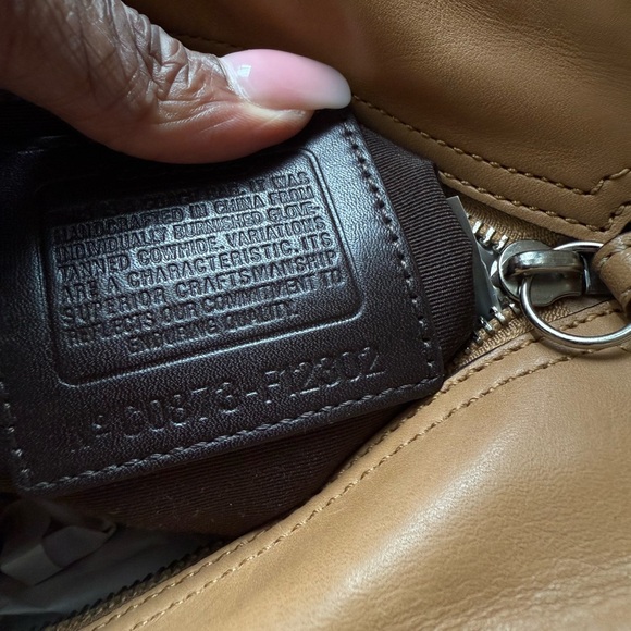 Coach SOHO Tan Leather Handbag 12302 - Picture 6 of 6